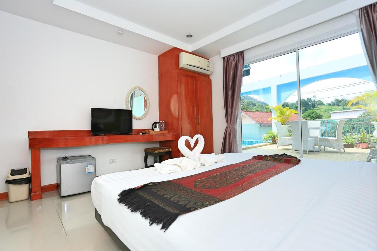 Lucky Sun Patong Hotel Exterior photo